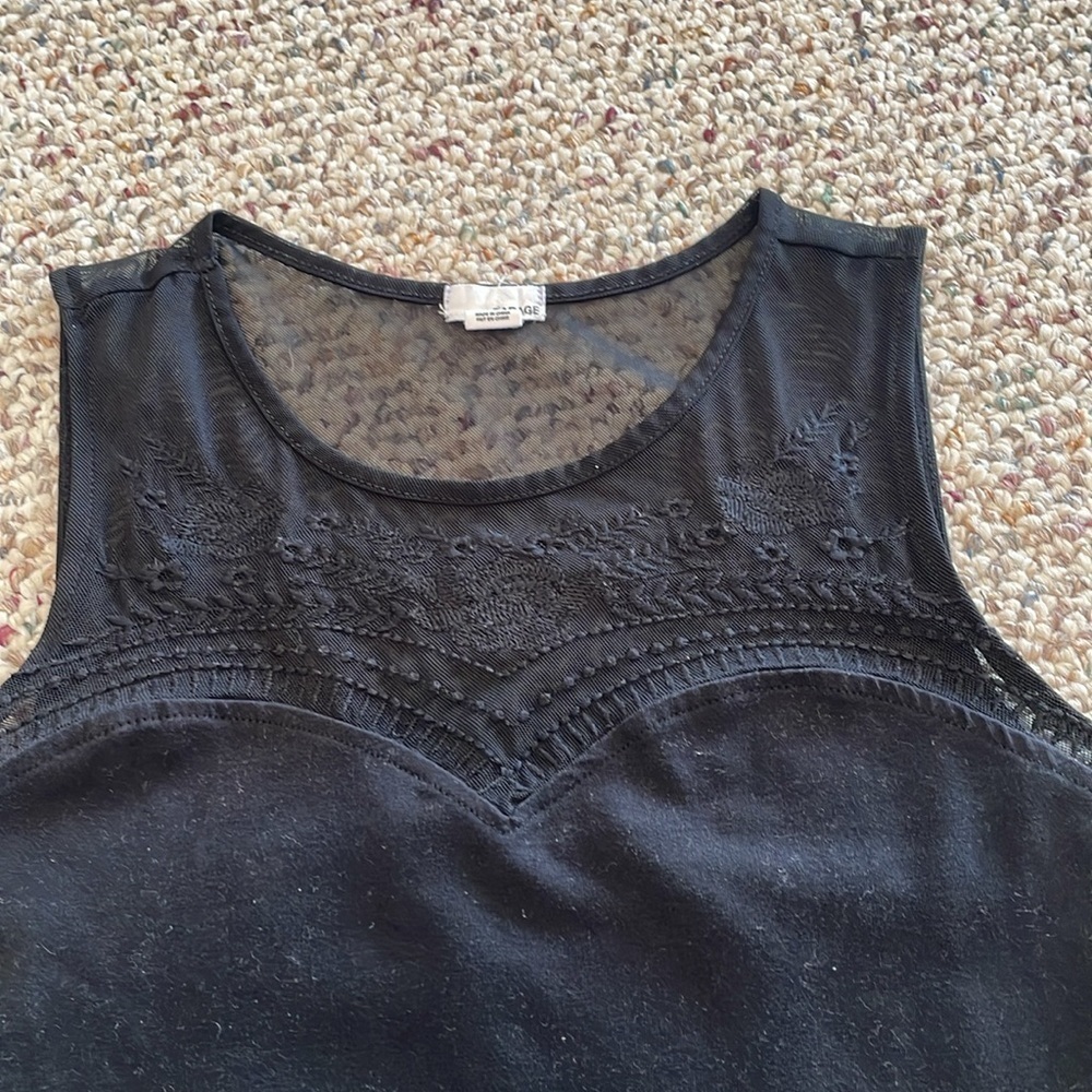 Garage Black Sleeveless Embroidered Top with Sheer Panel. XS - Picture 4 of 9